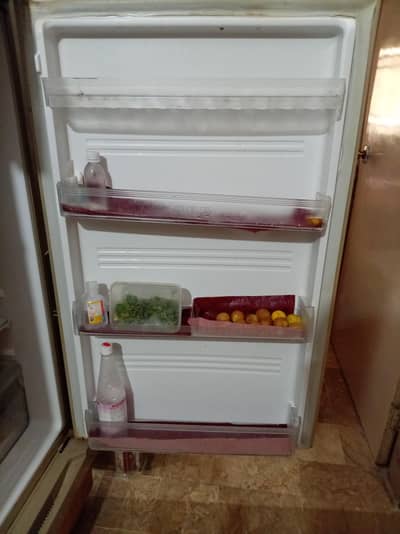 KENWOOD JUMBO SIZE 2 DOOR 18 CU FT FOR SALE