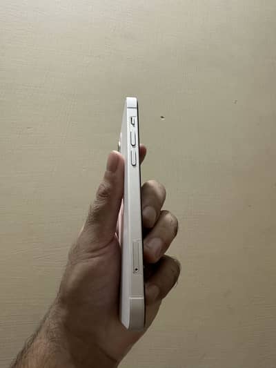 Apple iPhone 12 sasta package