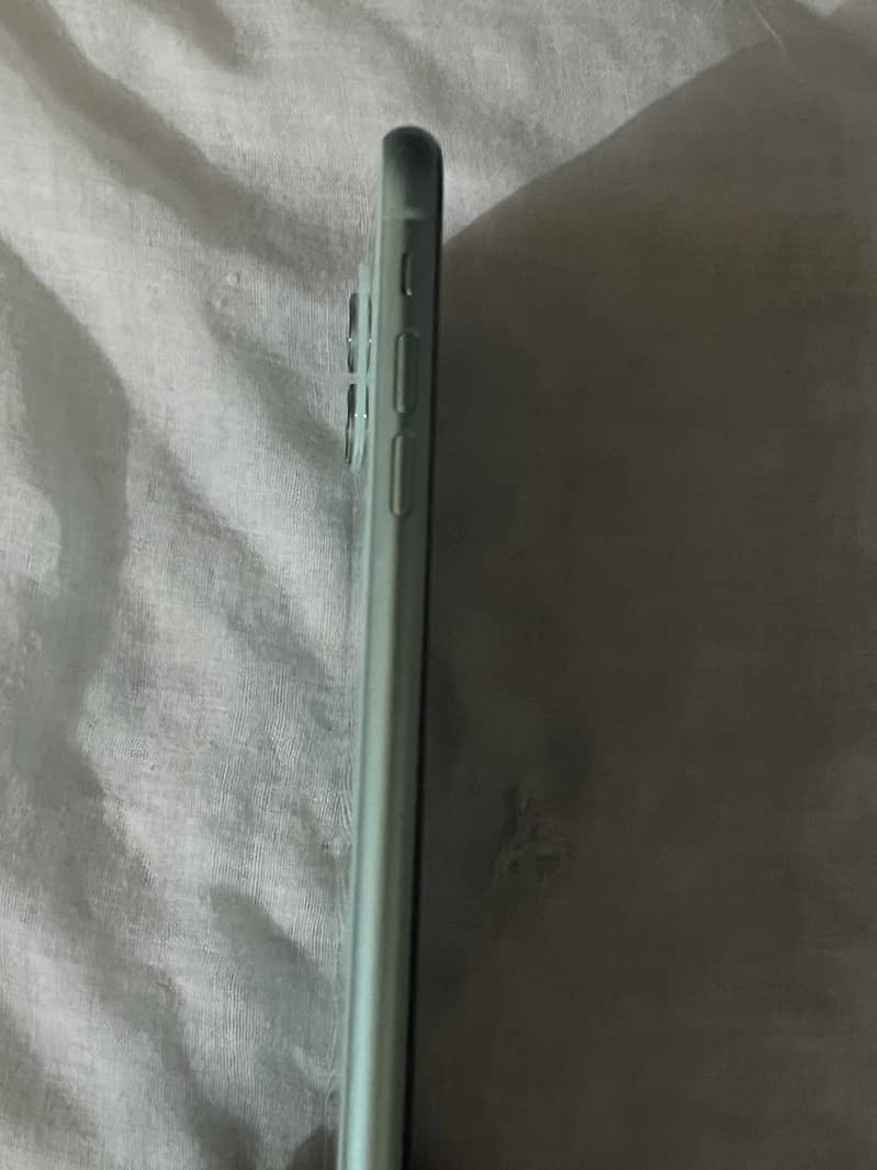 Apple iPhone 11 1
