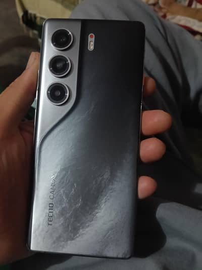 Tecno CAMON 40 Pro