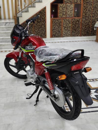 Honda CB 125F