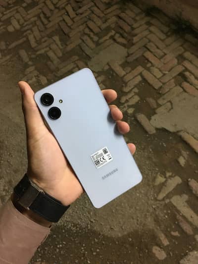 Samsung Mobile A06