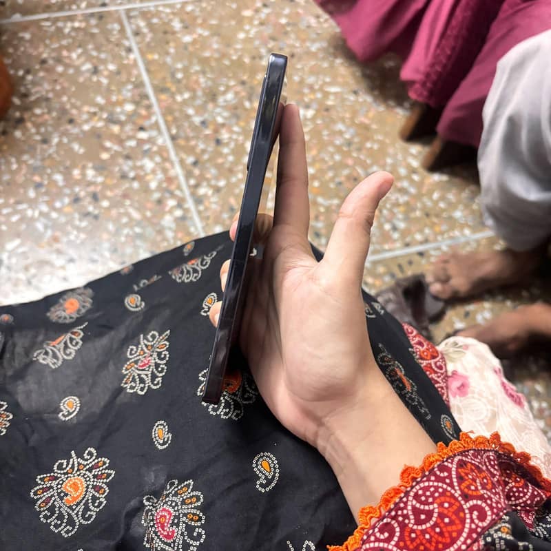 Infinix Note 40 4