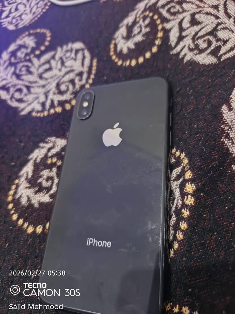 Apple iPhone X 0