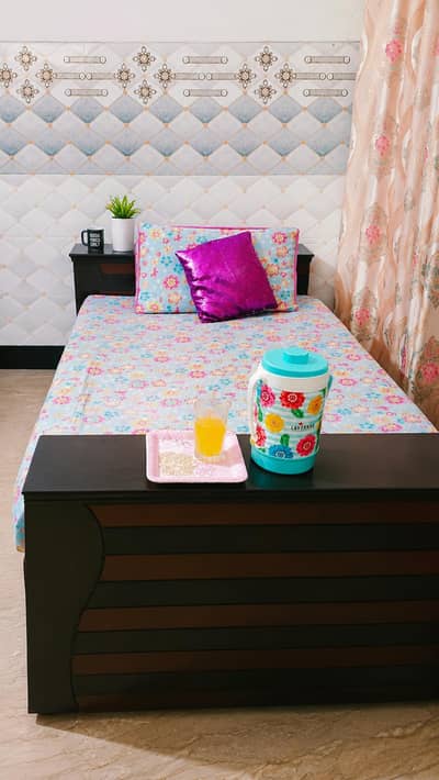 very good condition wooden single bed with mattress