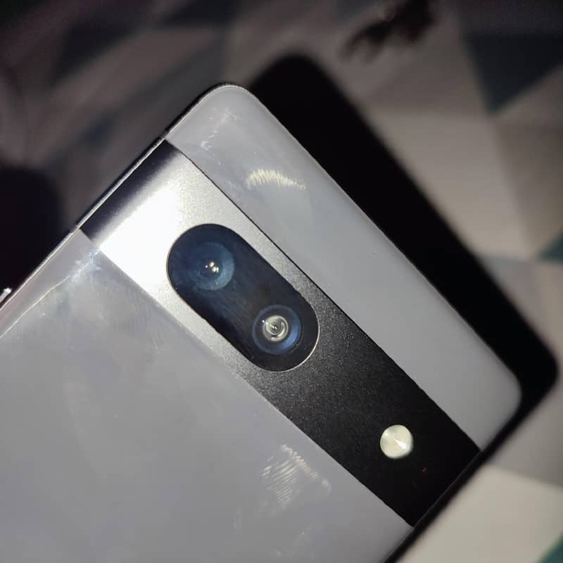 Google Pixel 7a 1