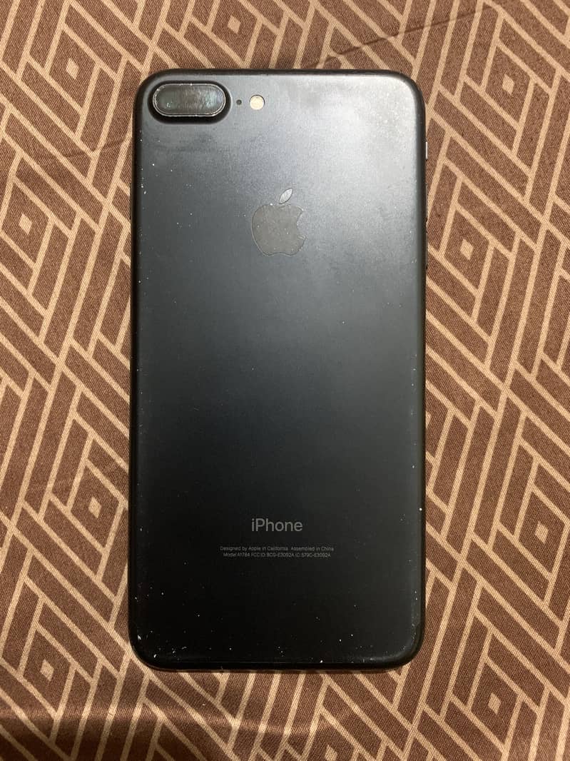Apple iPhone 7 Plus 2