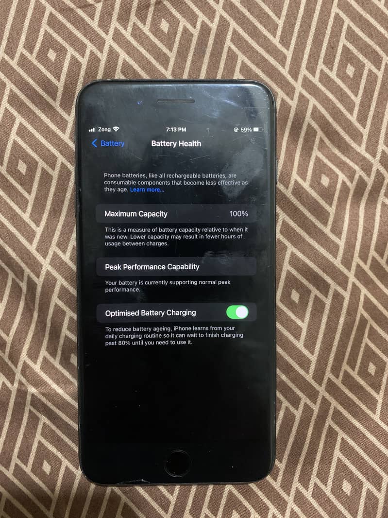 Apple iPhone 7 Plus 3