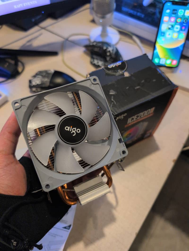 aigo ice cooler 1