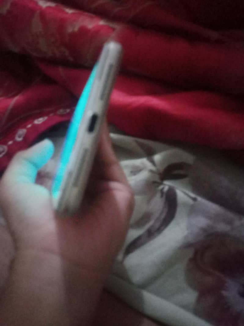 OPPO A37 3