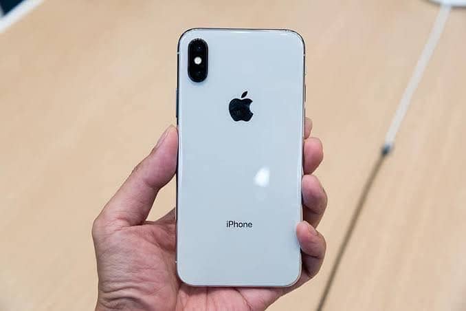 Apple iPhone X 3