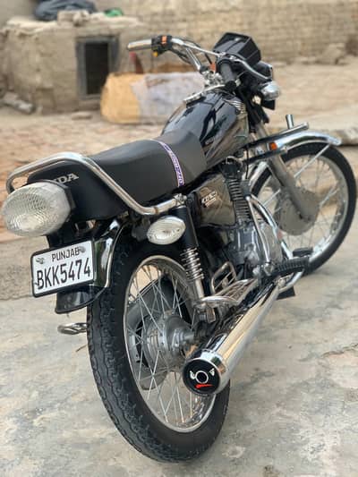 Honda CG 125 2013 medel brand new condition