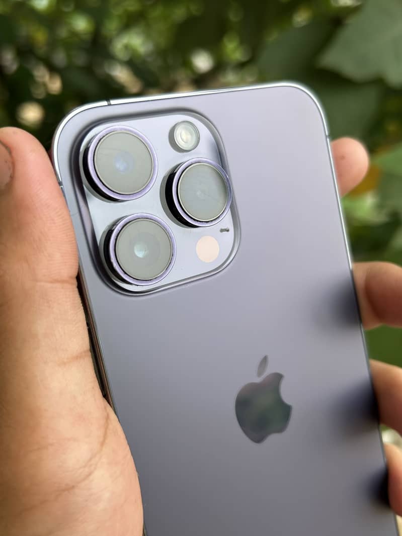 iphone 14 pro max 1