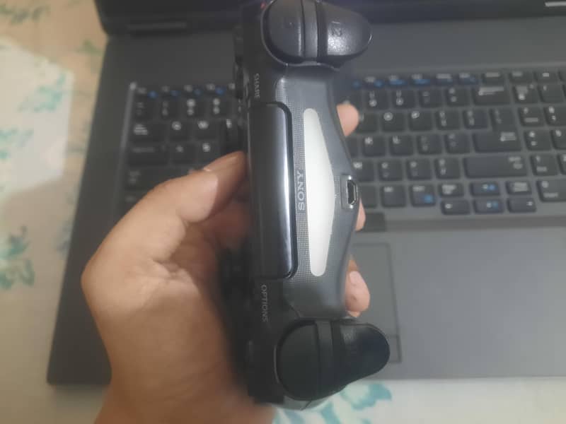 PS4 original controller 2