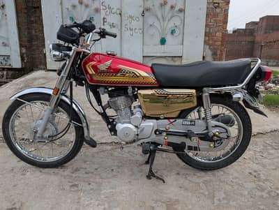 honda 125 self start gold edition