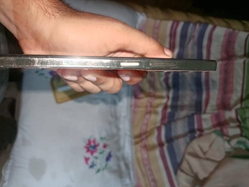 Infinix Note 30 Pro 4