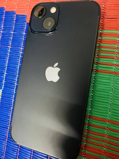 Apple iPhone 13