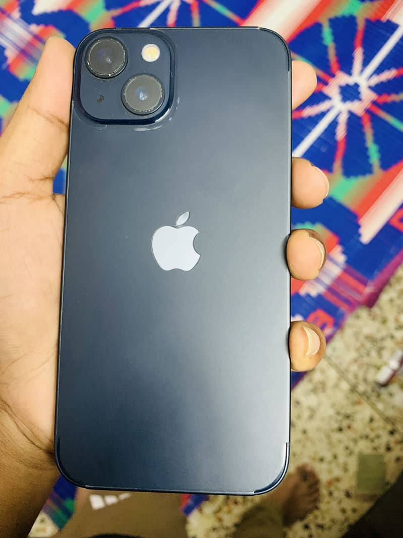 Apple iPhone 13 7