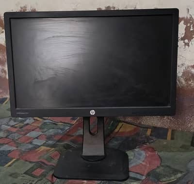 HP 22 inch led