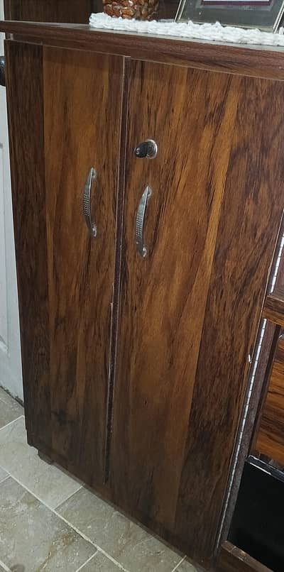 Wooden 2 Door Cabinet / Storage Almirah – Excellent Condition