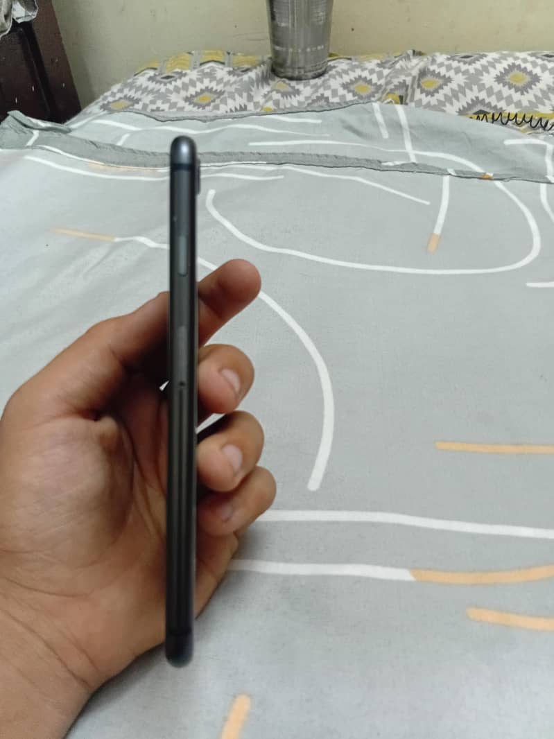 apple iphone 8 3