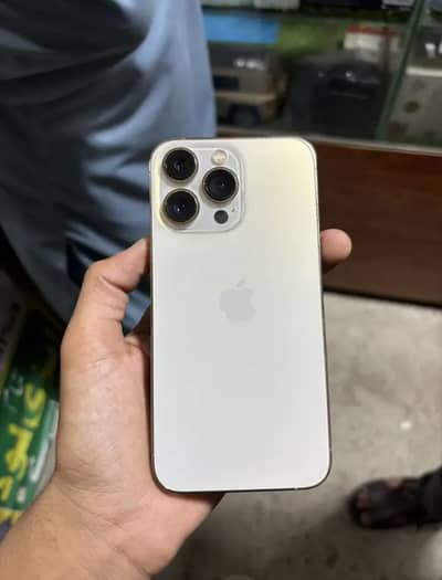 Apple iPhone 13 Pro