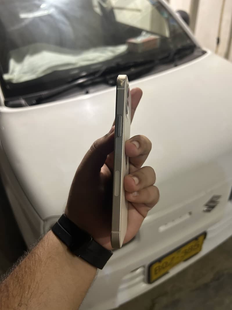 Apple iPhone 12 5