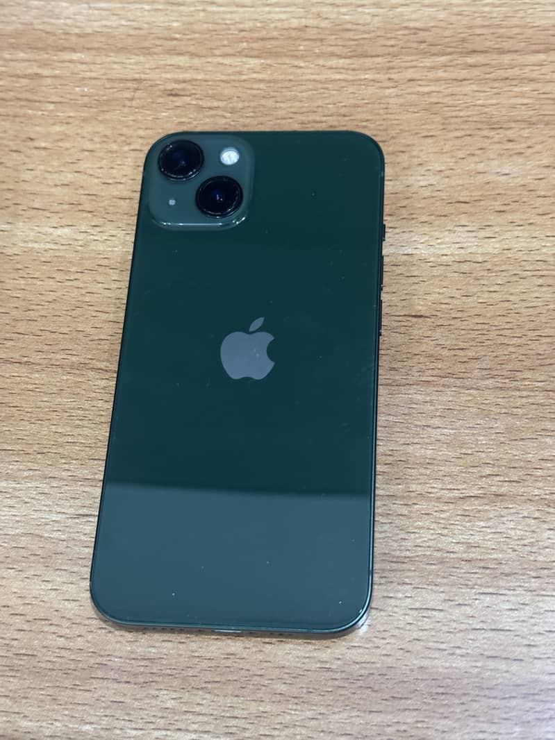Apple iPhone 13 1
