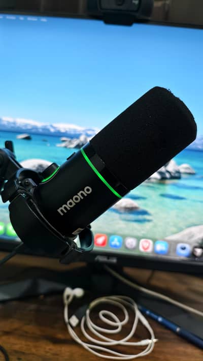Maono PD200X XLR/USB mic 10/10 condition with complete box