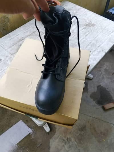 fauji boots