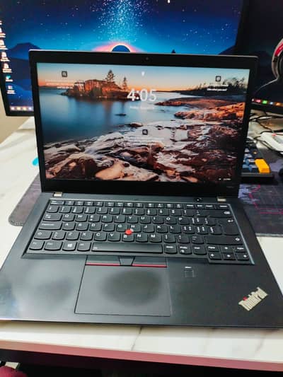 Lenovo T480s i7 8th Gen