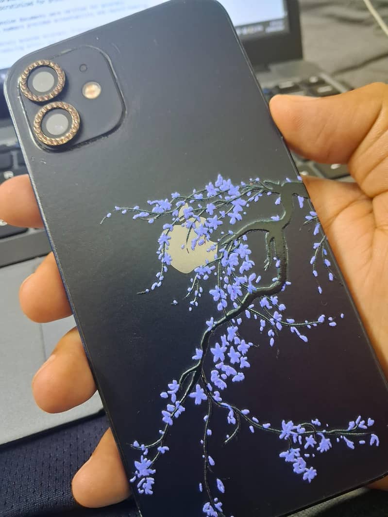 Apple iPhone 12 2