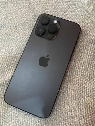Apple iPhone 16 Pro Max