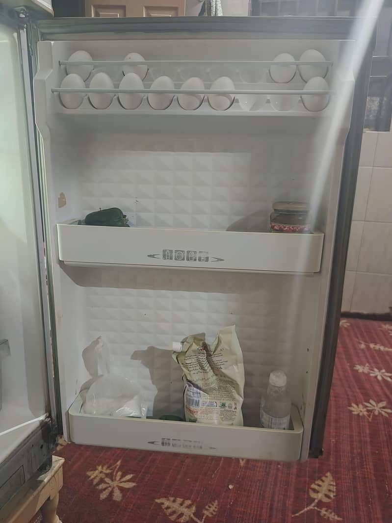 Dawlance fridge 1