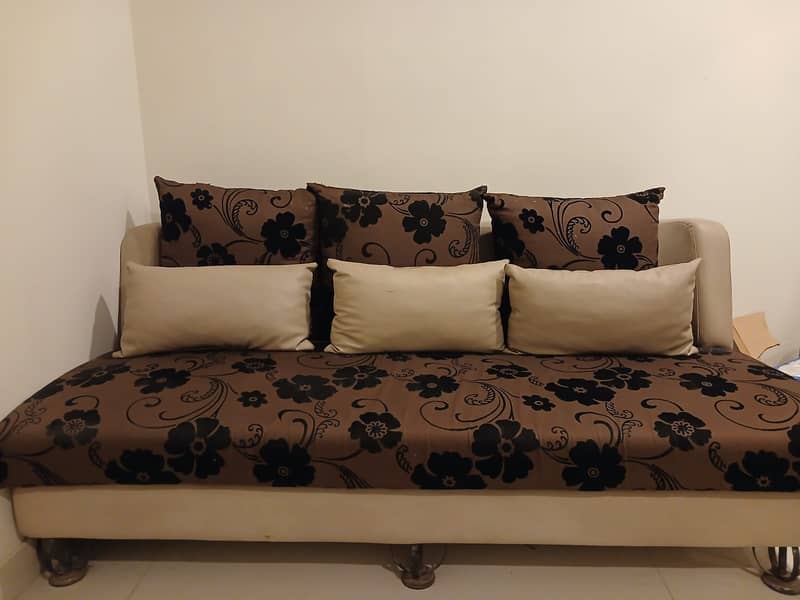 7 SEATER SOFAS IN GOOD CONDITION 3