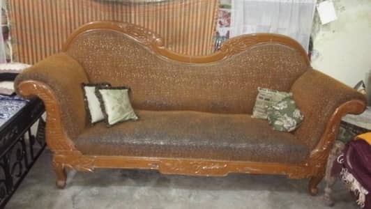 sofa 10/8.5