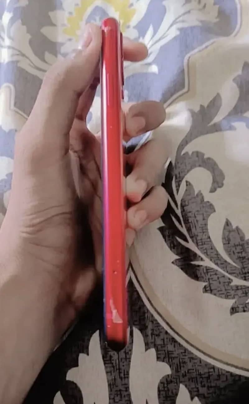 Apple iPhone 11 3