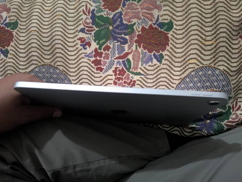 Ipad A16 4