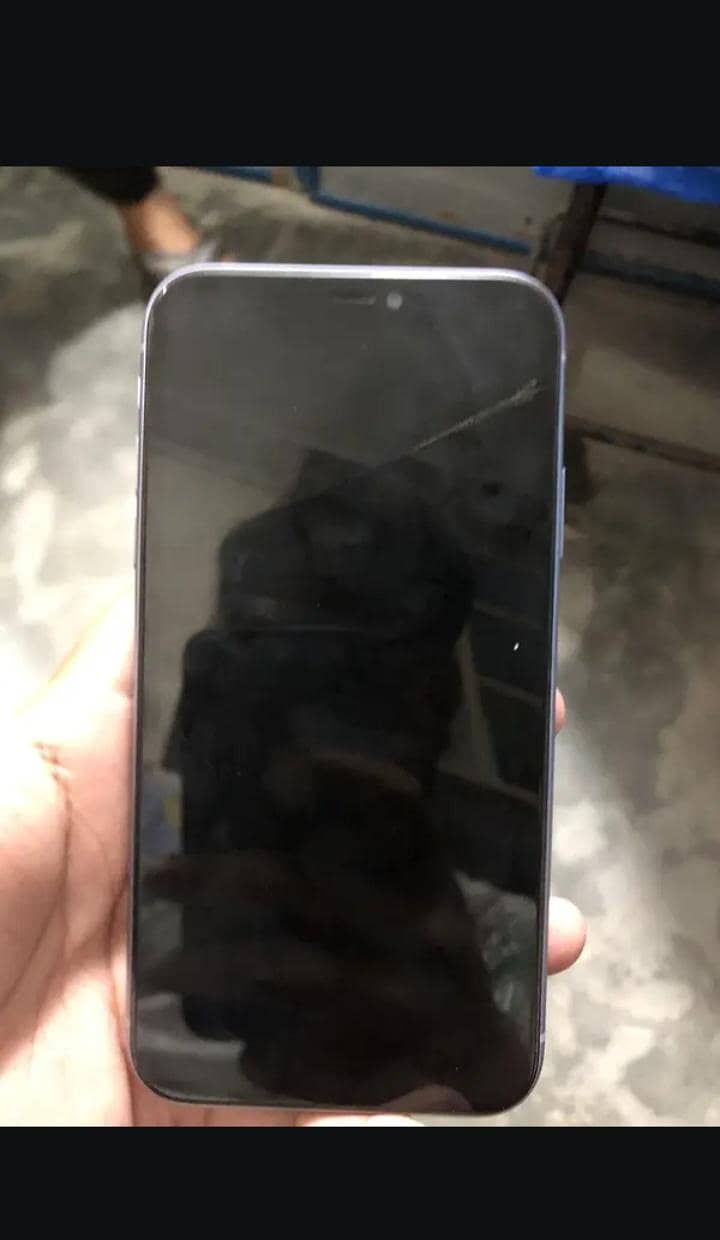 Apple iPhone 11 8