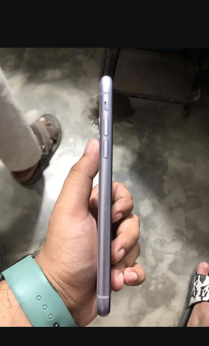 Apple iPhone 11 10