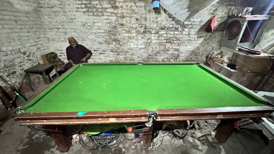 Snooker table 5by10 4
