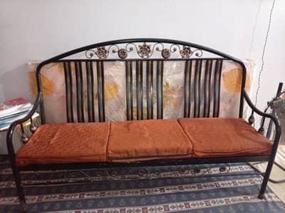 5 SEATER SOFA & SOFA SAITI (METAL)
