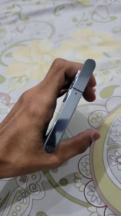 Samsung Mobile S22 Ultra