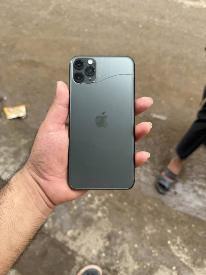 Apple iPhone 11 Pro Max 3