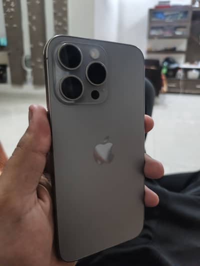 Apple iPhone 15 Pro Max