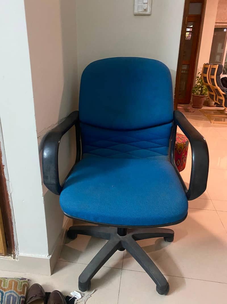 Study Table and Chair 3