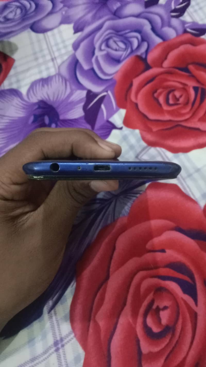 OPPO A73 1