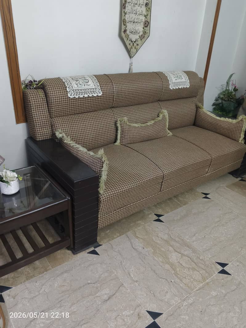 Sofa set and Couch 0