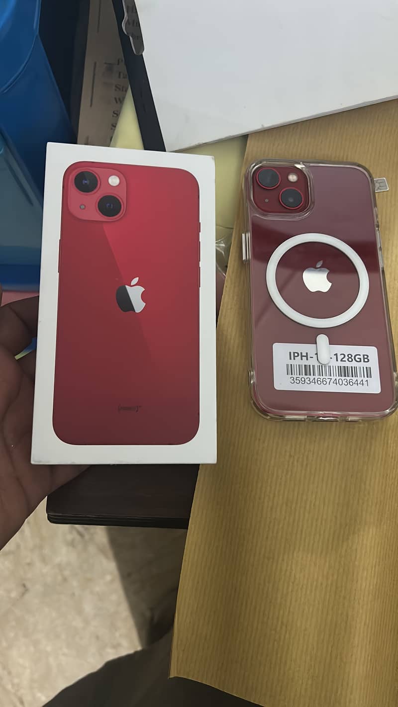 Apple iPhone 13 3