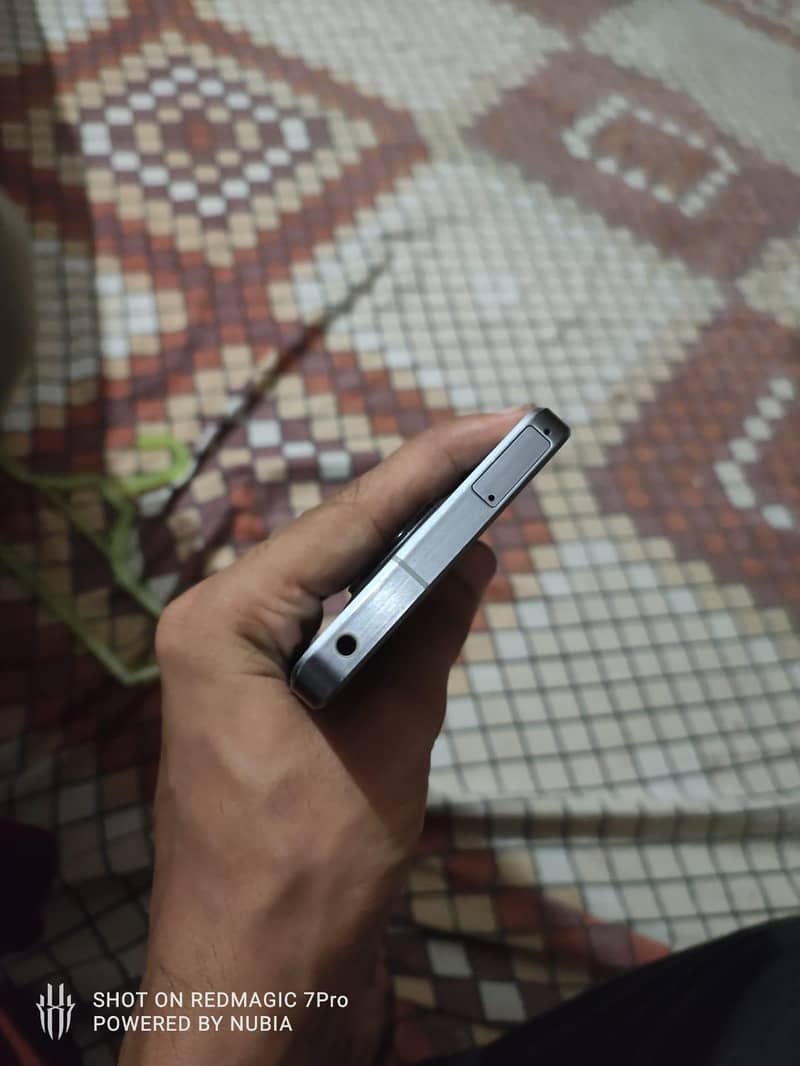 Sharp Aquas R7 4